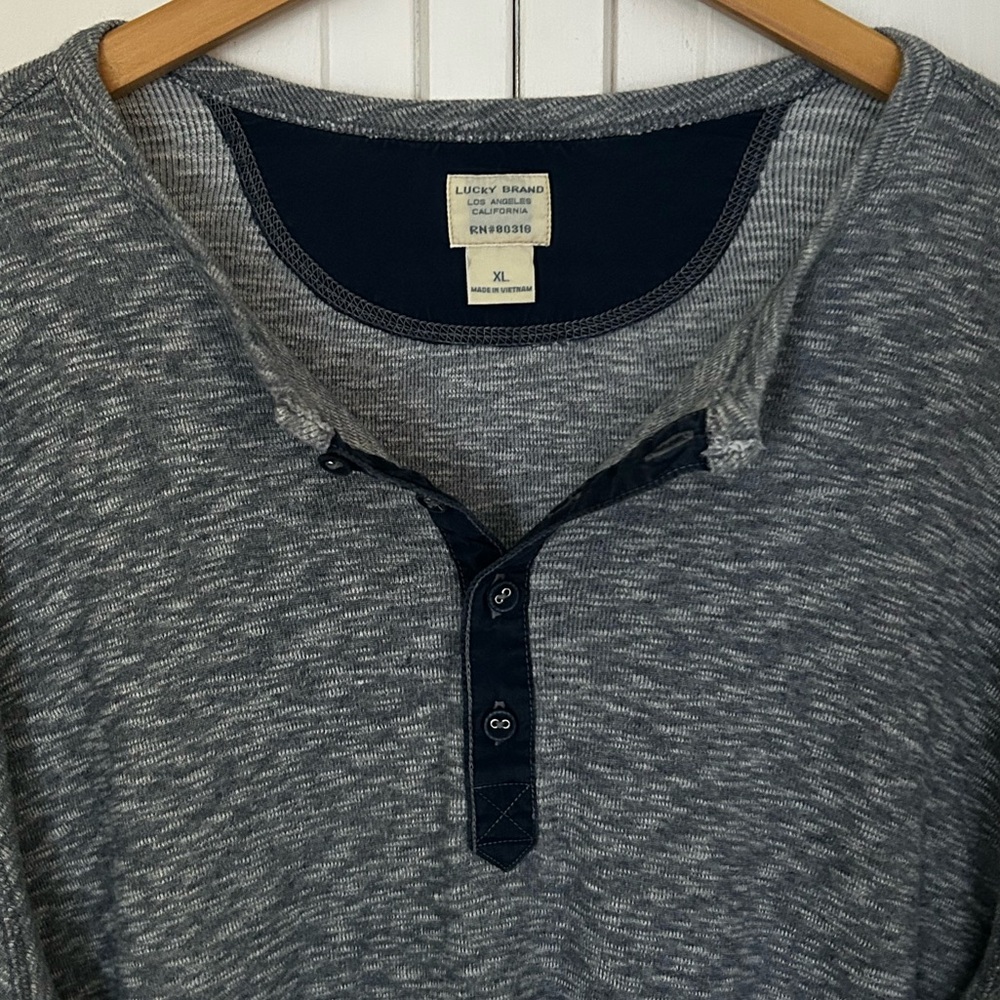 Lucky Brand Men’s XL Long Sleeve Vintage Henley Pullover - Picture 4 of 12